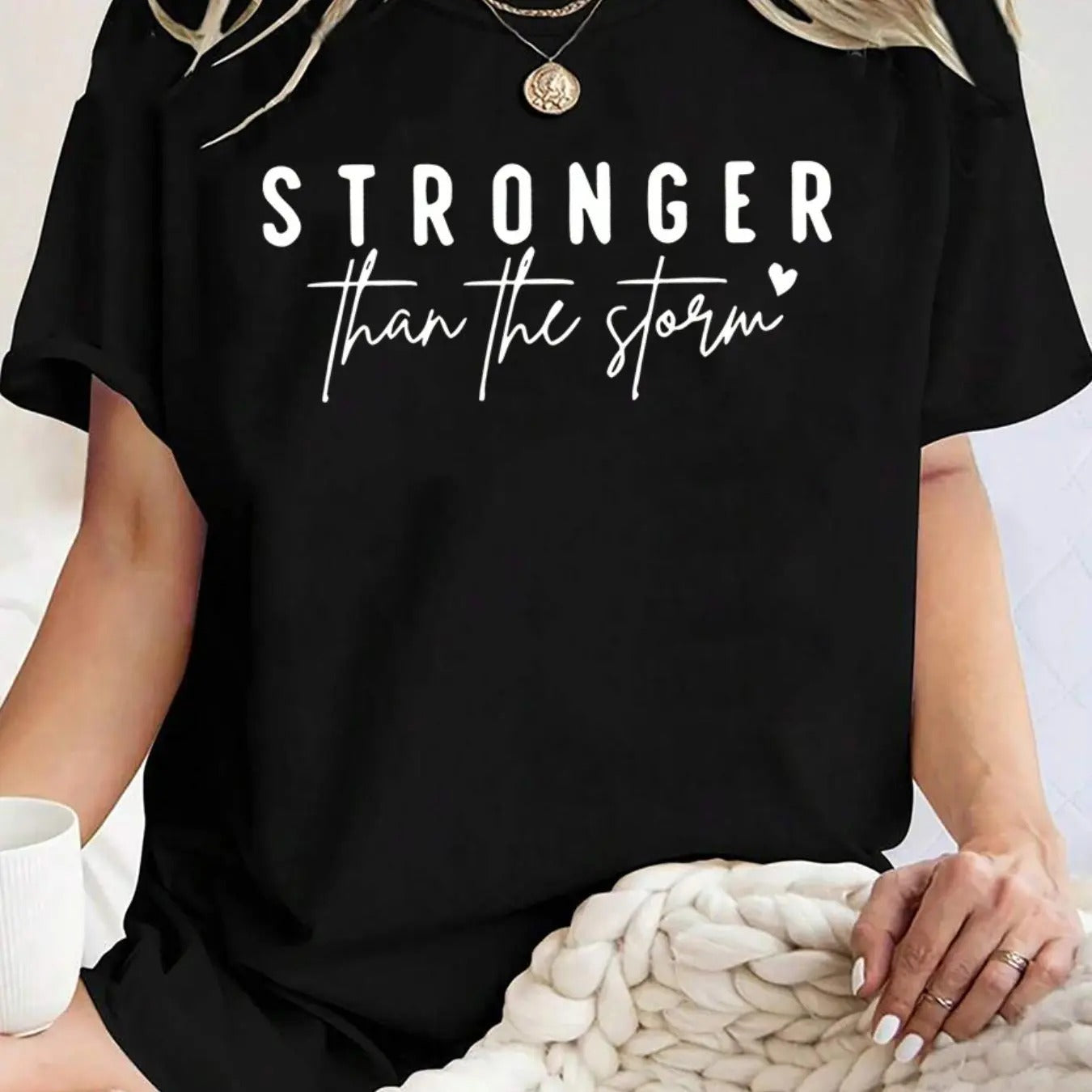 Women'WB shield Letter Print Round Neck Tee, Casual Short Sleeve Crew Neck T-Shirt for Summer, Fashion Women'WB shield...