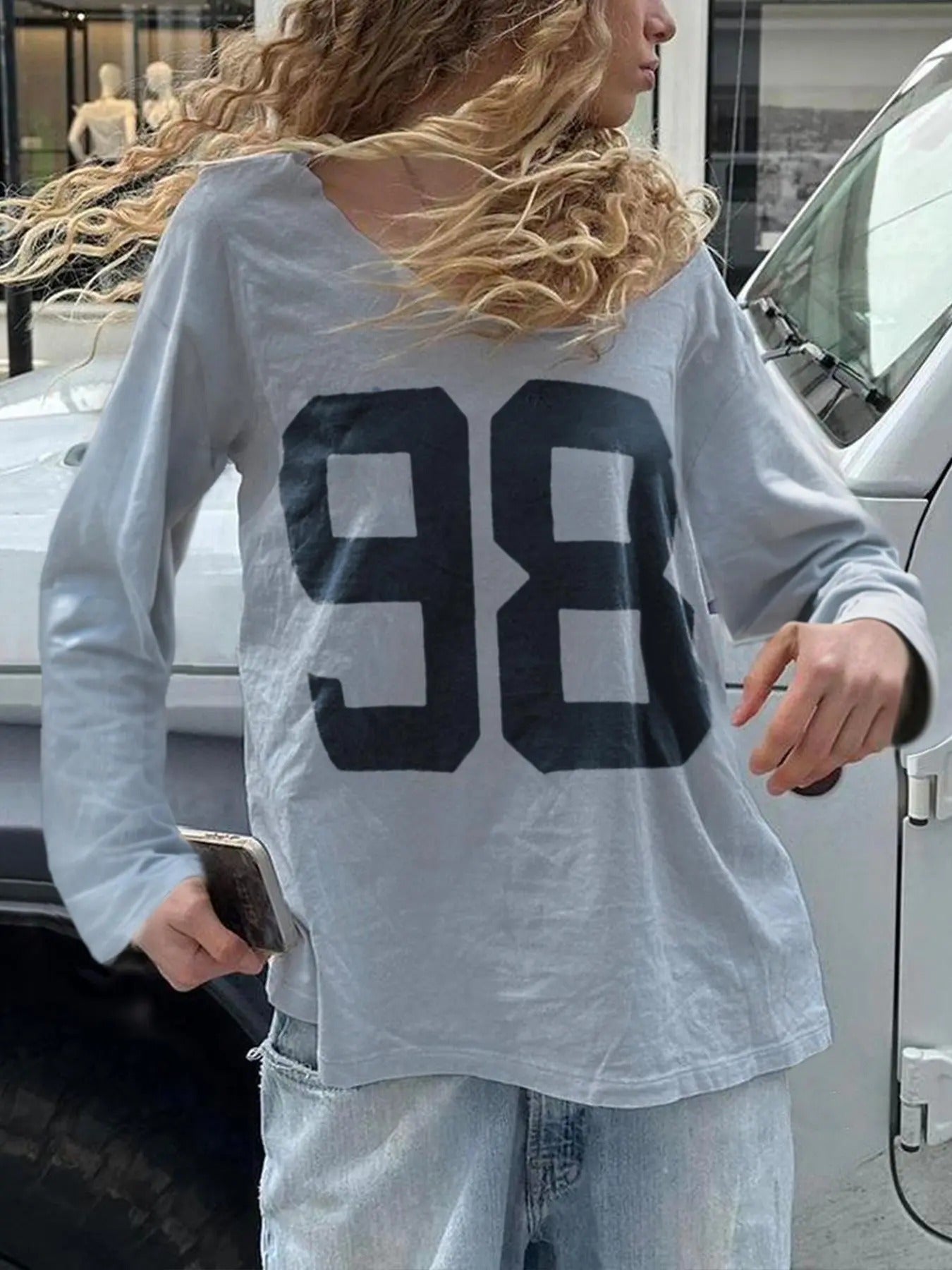Women'WB shield Number Print Scoop Neck Tee, Casual Trendy Long Sleeve T-shirt for Fall, Women'WB shield Top for Daily...