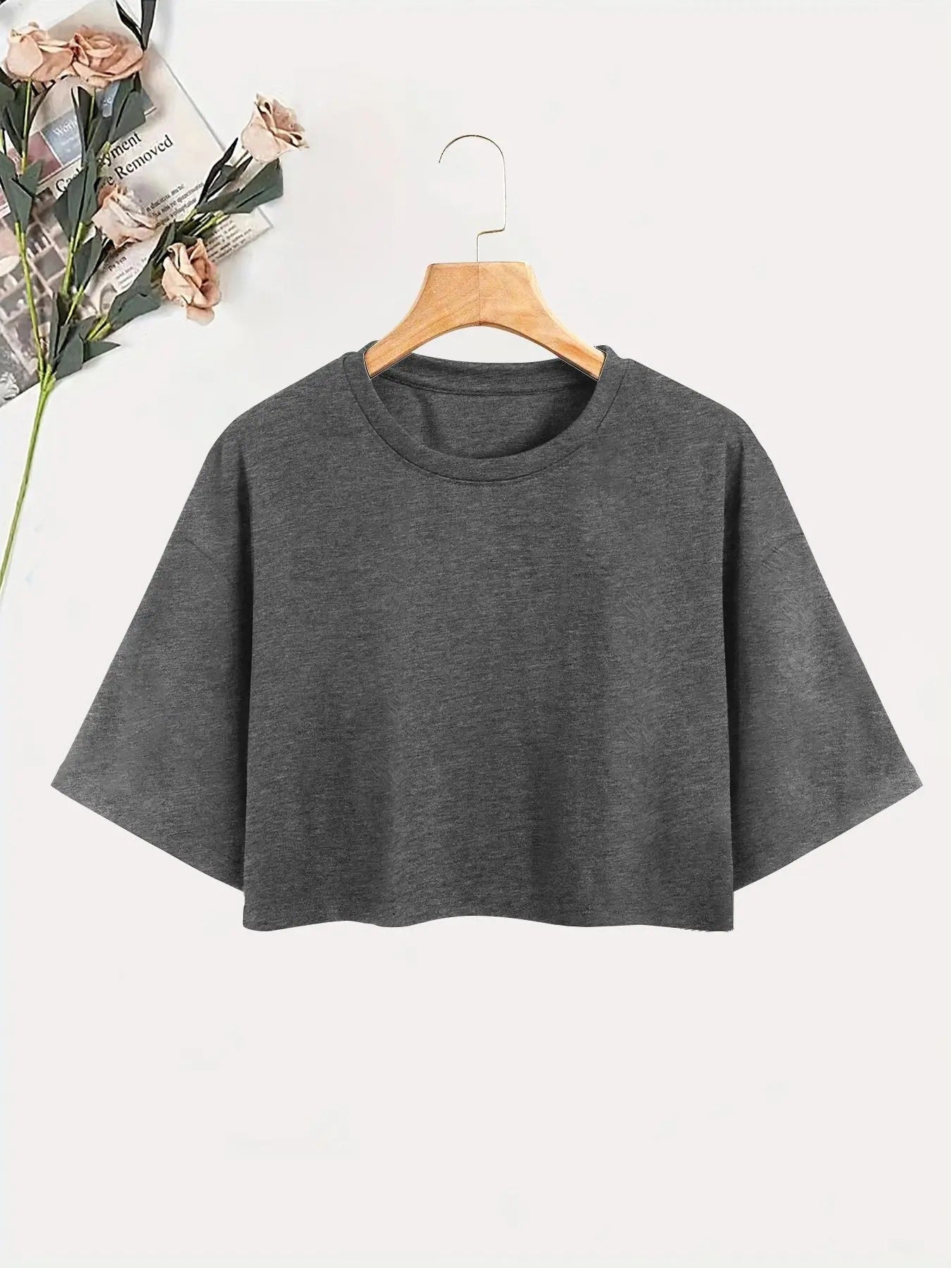 Women'WB shield Plain Round Neck Crop Tee, Casual Short Sleeve Crew Neck T-shirt for Summer, Ladies TNF for Daily Wear,...