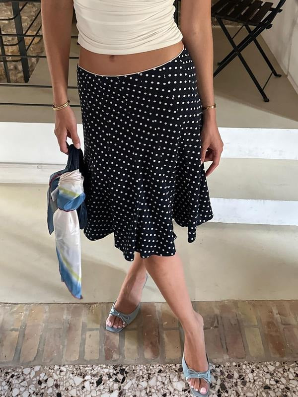 Women'WB shield Polka Dot Print Skirt, Casual Knee Length Skirt for Daily Wear, Ladies Bottoms for Spiky hair fighters...