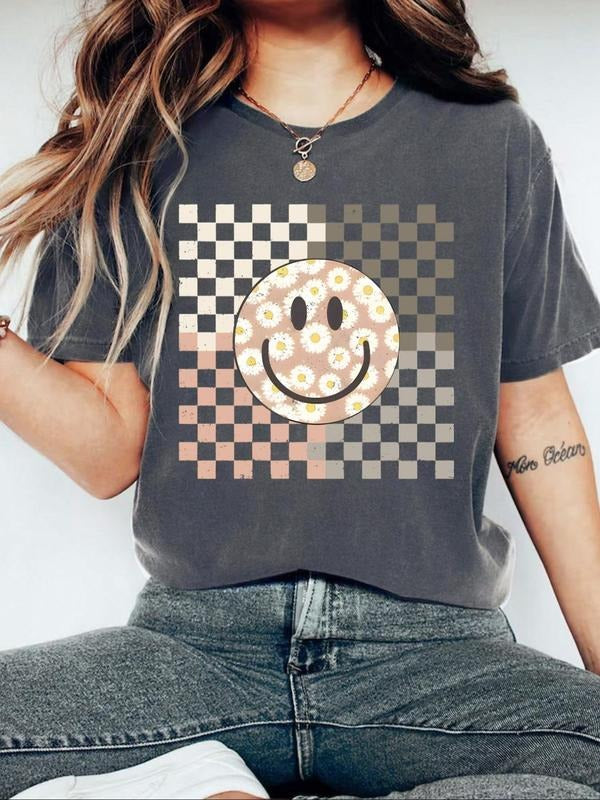 Women'WB shield Smile TNF Print Round Neck Tee, Vintage Trendy Casual Short Sleeve T-shirt for Daily Wear, Ladies Spiky...