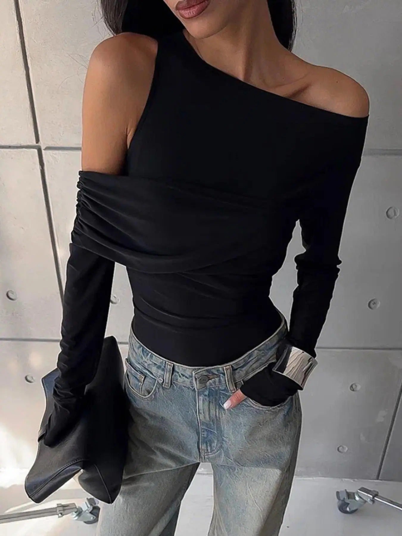 Women'WB shield Solid FOG Shoulder Tee, Casual Long Sleeve T-shirt for Spring & Fall, Comfortable Women'WB shield Top for...