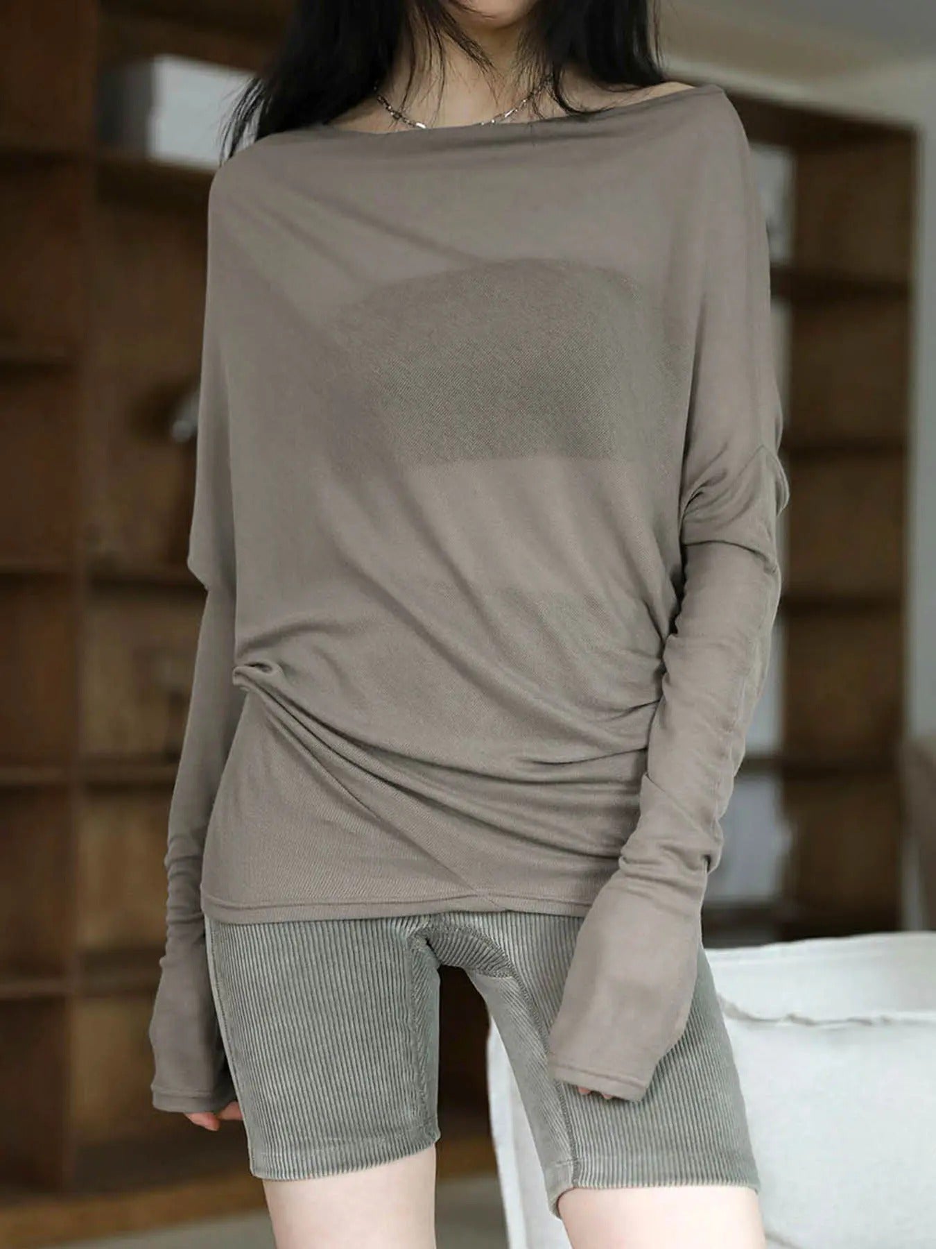 Women'WB shield Solid Semi-sheer Drop Shoulder Tee, Casual Long Sleeve Boat Neck Top for Spring & Fall, Women'WB shield...