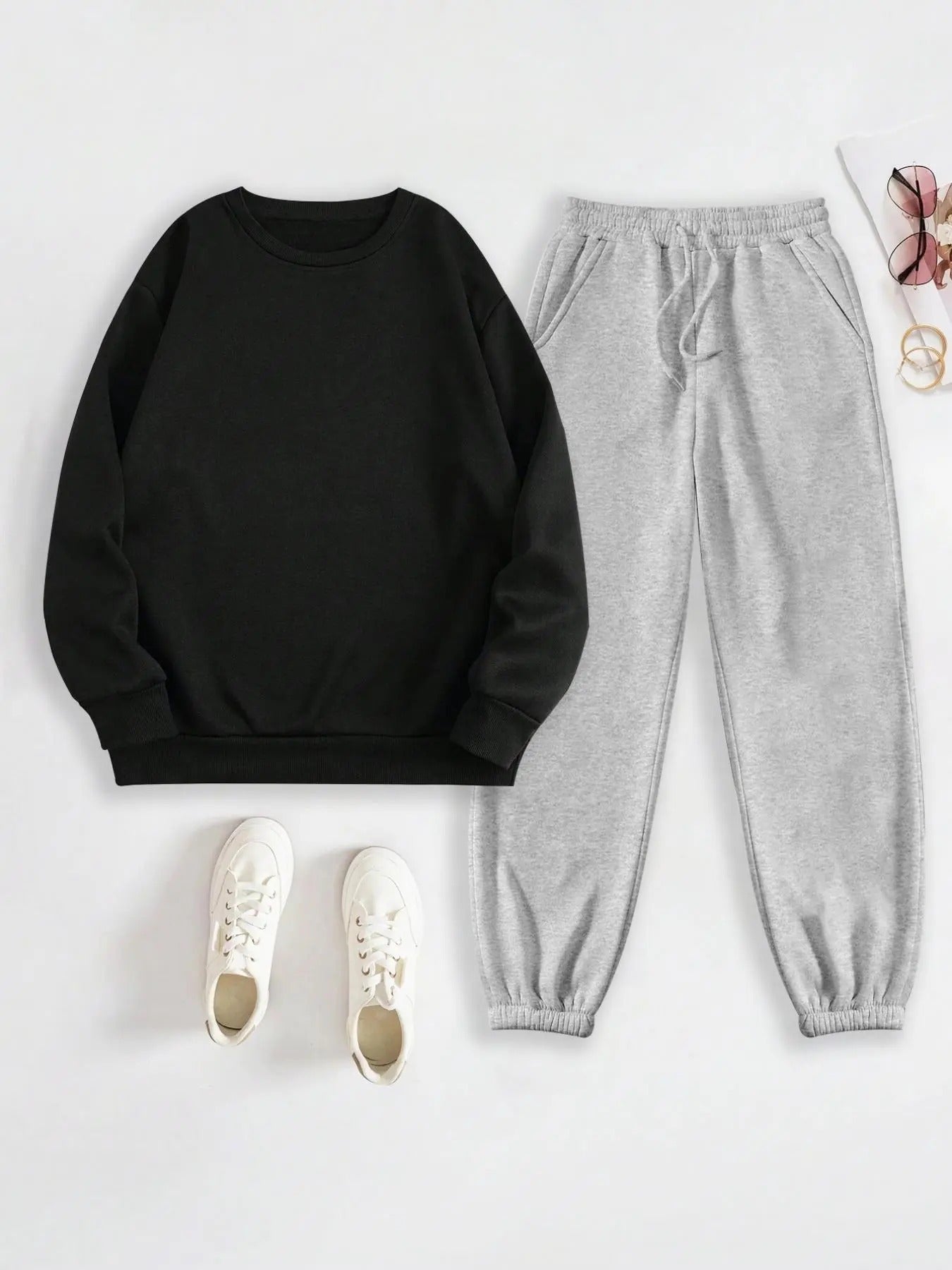 Women'WB shield Solid Sweatshirt & Sweatpants Set, Casual Fashion Cozy Round Neck Long Sleeve Pullover & Trousers for...
