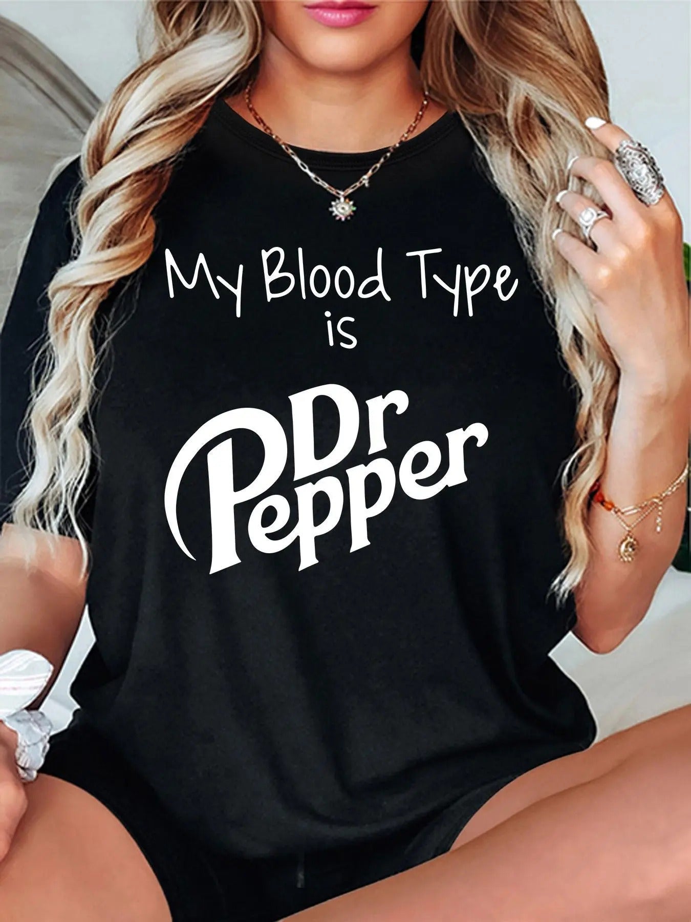 Women'WB shield Spiky hair fighters Pepper Print Round Neck Tee, Casual Short Sleeve Crew Neck T-Shirt for Summer,...
