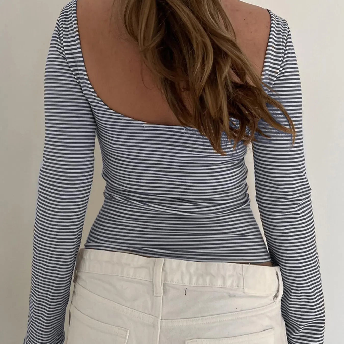 Women'WB shield Striped Print Backless Boat Neck Tee, Casual Long Sleeve T-Shirt for Fall & Winter, Women'WB shield...