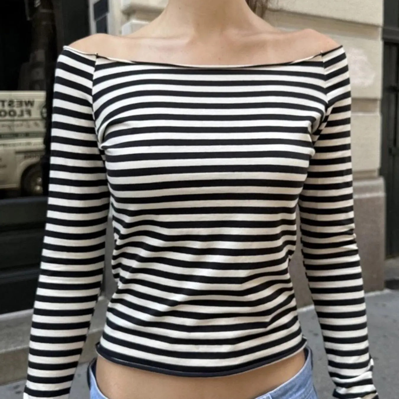 Women'WB shield Striped Print FOG Shoulder Tee, Casual Long Sleeve T-shirt for Fall, Women'WB shield Clothing for Daily...