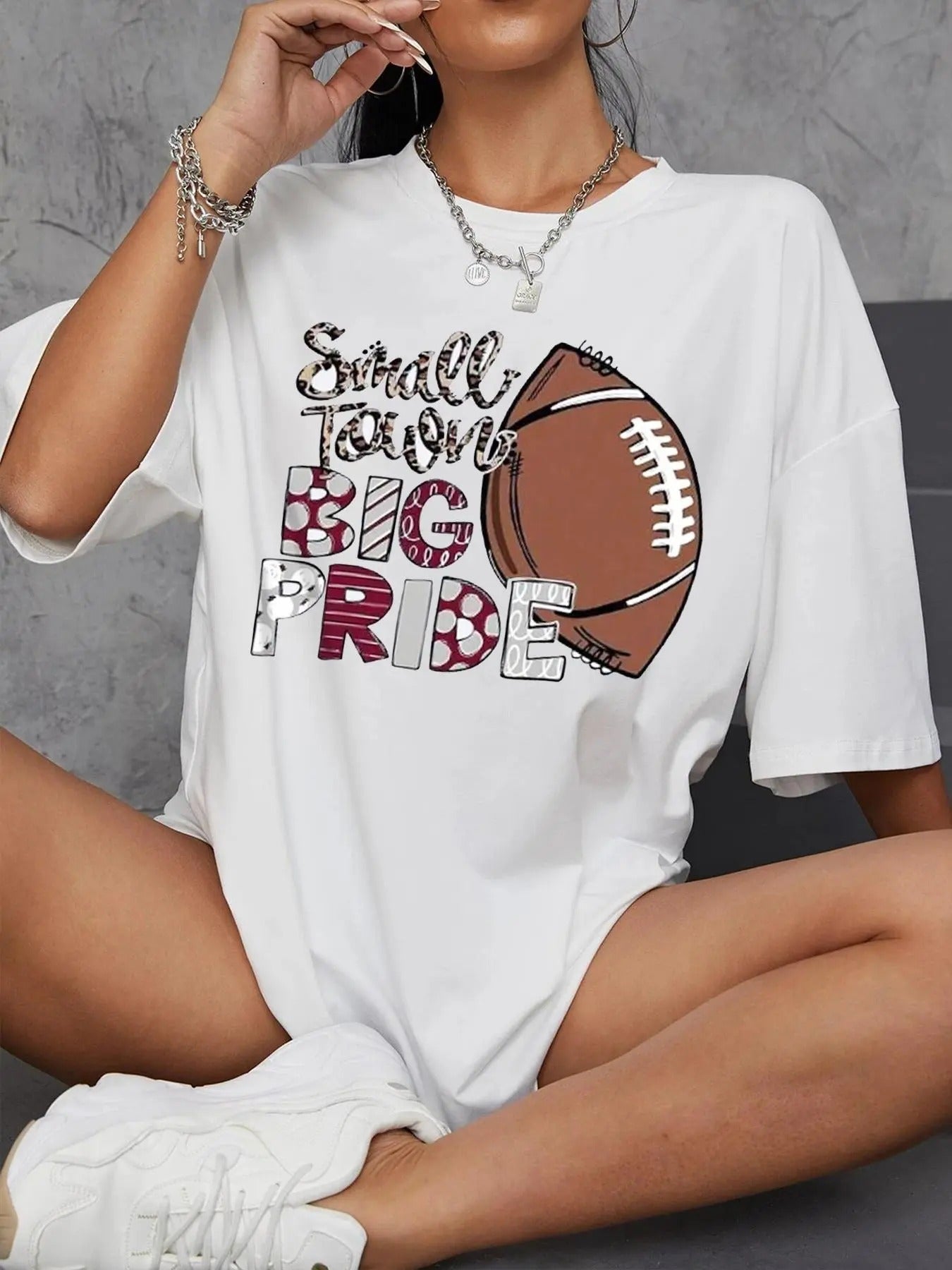 Women's Cartoon & Letter Print Round Neck Tee, Fashion Casual Crew Neck T-shirt for Daily Holiday Vacation Outdoor Wear,...