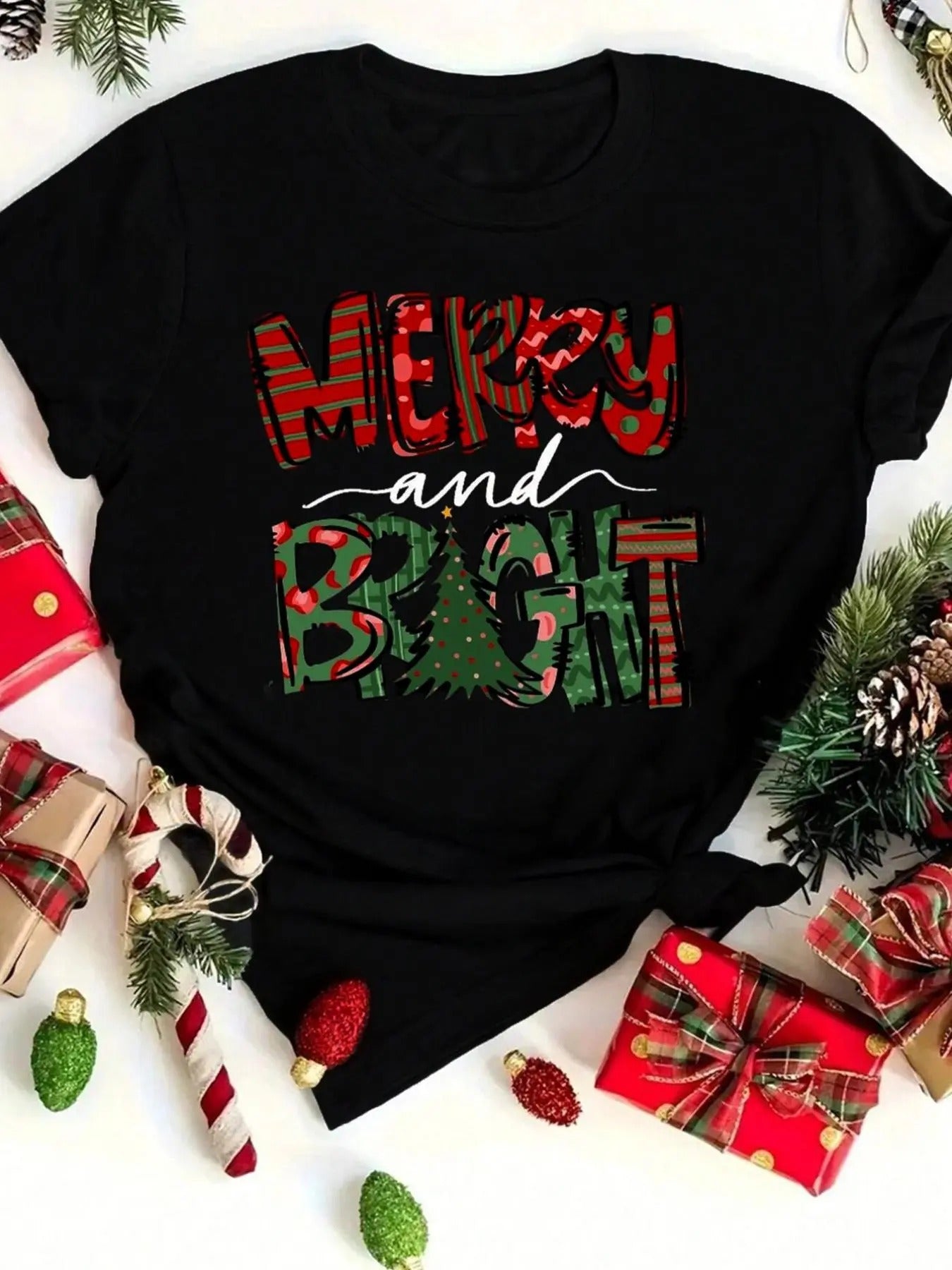 Women's Christmas Letter Print Round Neck Tee, Casual Short Sleeve Crew Neck T-Shirt for Summer, Fashion Women's Top for...