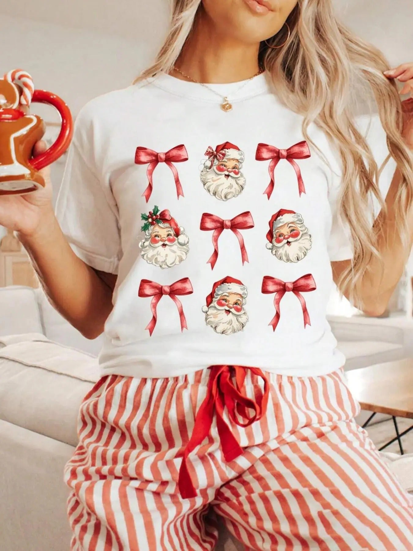 Women's Christmas Print Drop Shoulder Tee, Casual Short Sleeve Round Neck T-Shirt for Summer, Women's Top for Daily Wear...
