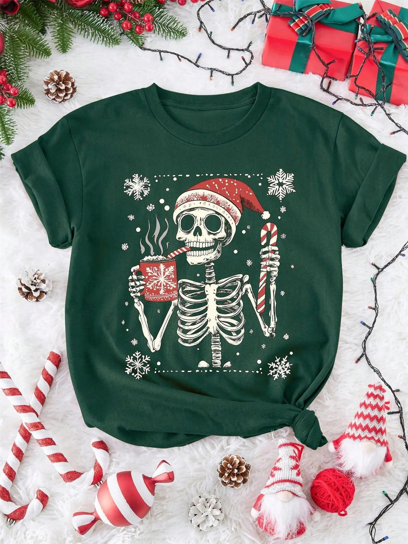 Women's Skeleton & Christmas Tree Print Round Neck Tee, Casual Short Sleeve Crew Neck T-shirt for Fall & Winter, Women's...