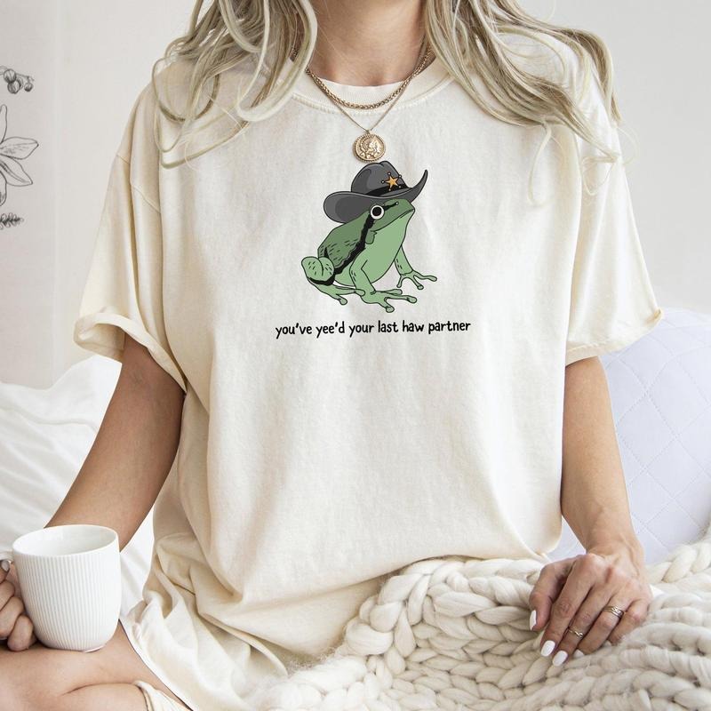 You Just Yee'd Your Last Haw Partner, Cowboy, Frog, Tshirt, Women's Crew Neck, Crewneck Hoodie, Sweatshirt | DripVista.com