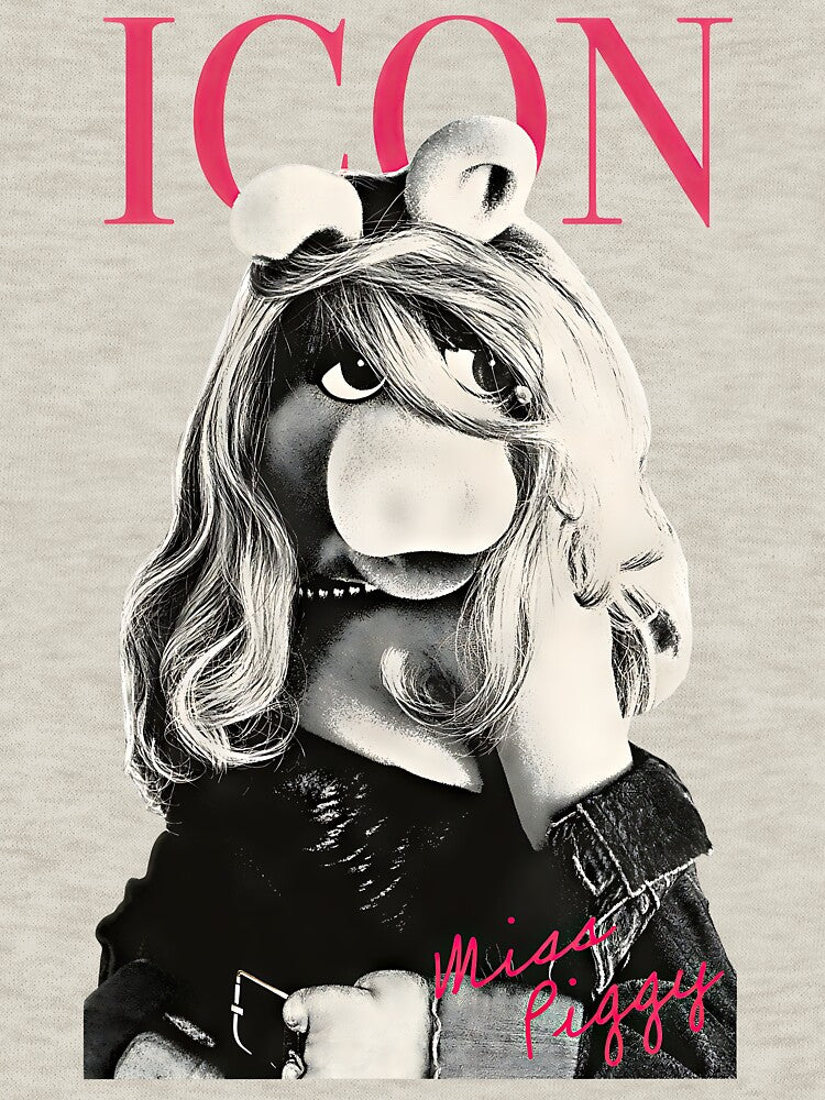 Vintage Miss Piggy Icon Magazine Cover Classic T-Shirt – The Muppets Retro Aesthetic by STAATI