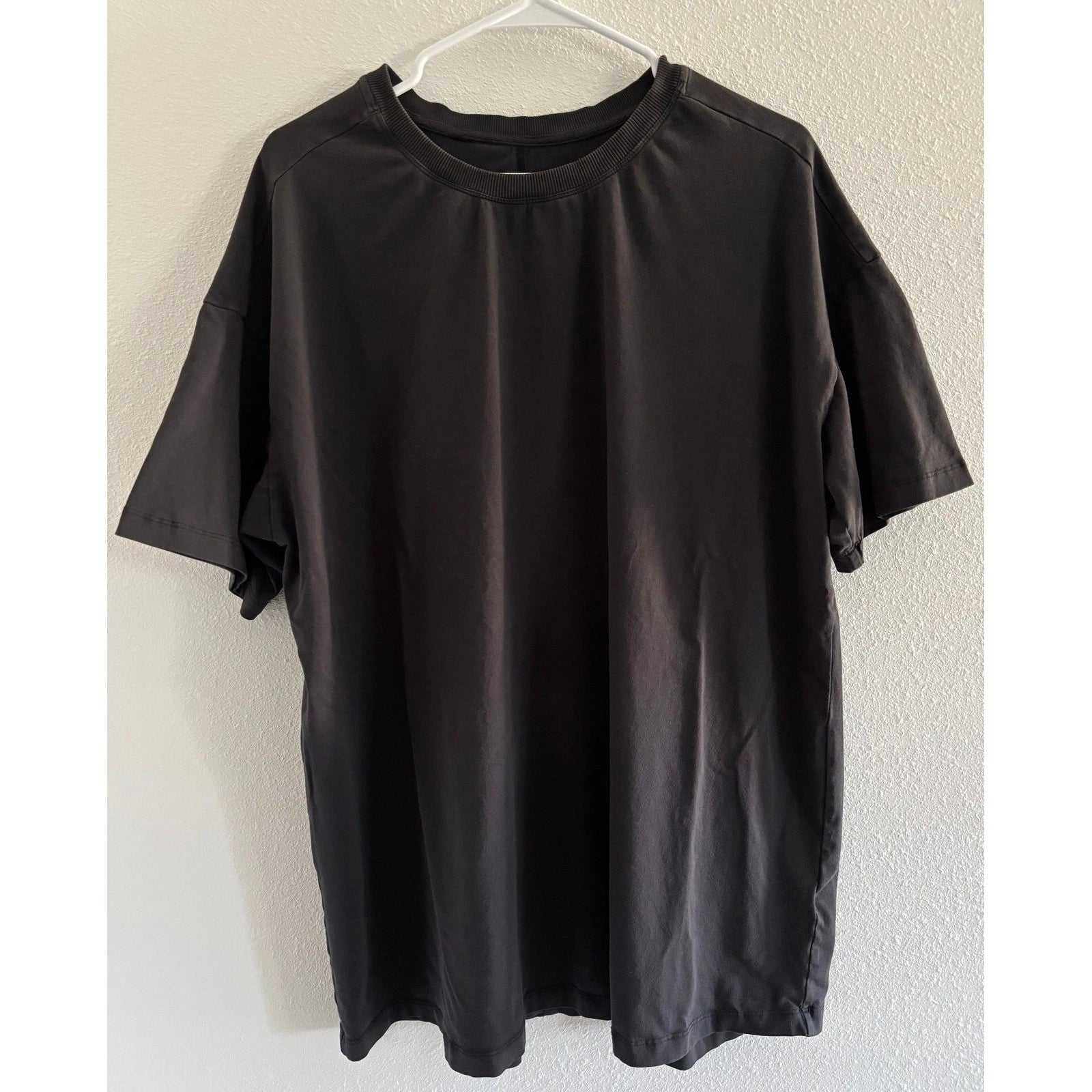 Pilcro T-Shirt Mens XL Gray Cotton Short Sleeve Minimalist Capsule Quiet Luxury