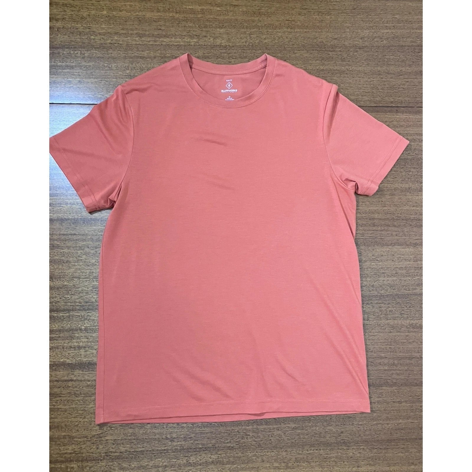Bluffworks Threshold T-Shirt Men's M Slim Fit Brick Red Orange Travel Tech Tee