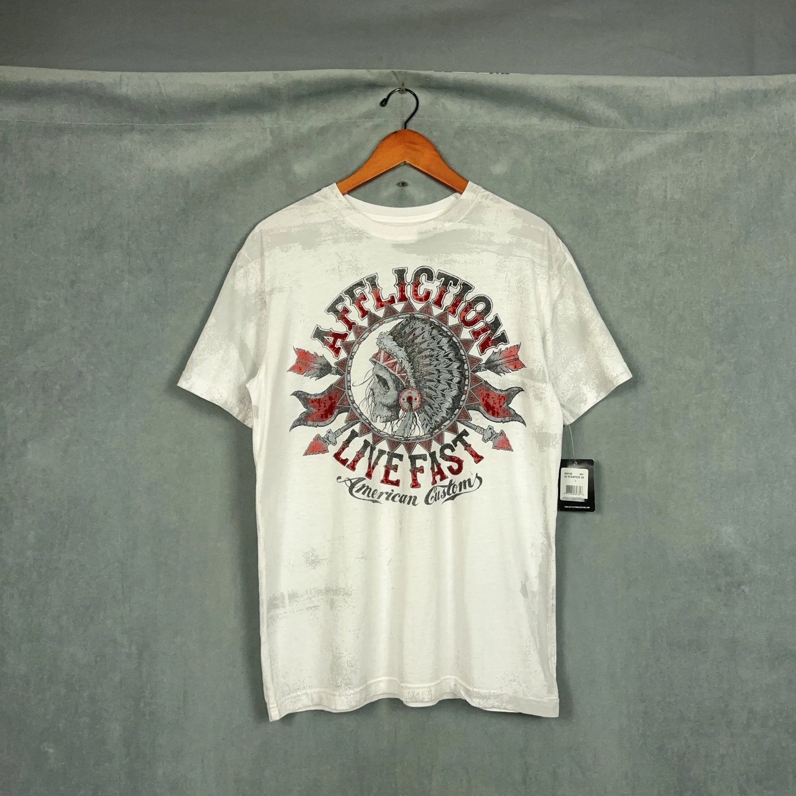 Vintage Y2K Affliction t shirt Mens Size Large White Indian Skull Grunge Biker