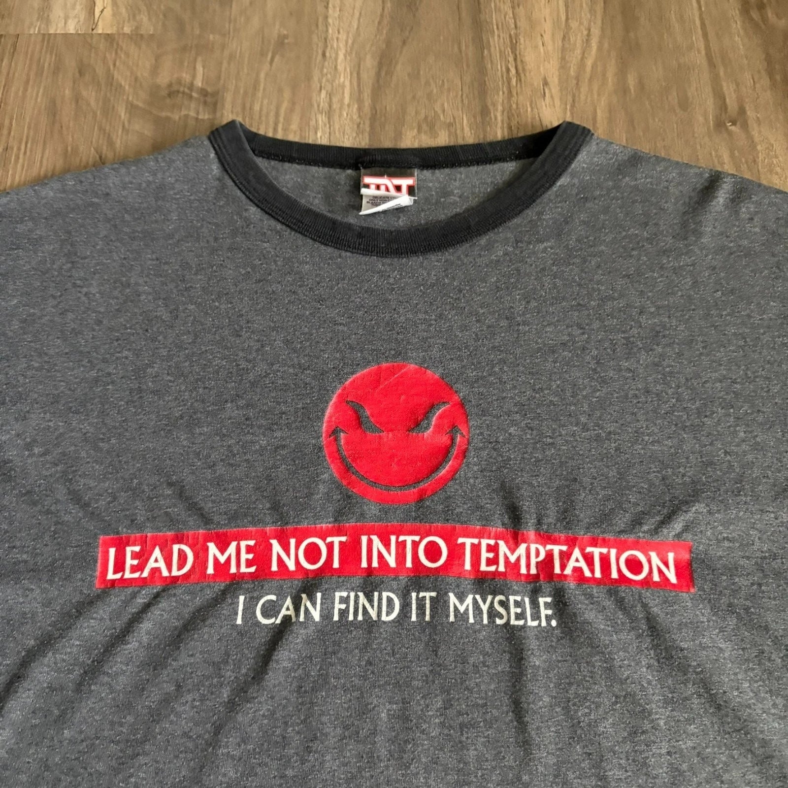 Vintage Y2K Evil Face Lead Me Not To Temptation T-shirt Size XL Skate Grunge