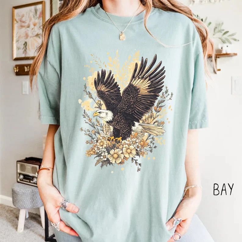 Bald Eagle Boho Vintage Comfort Tee Shirt Men Women