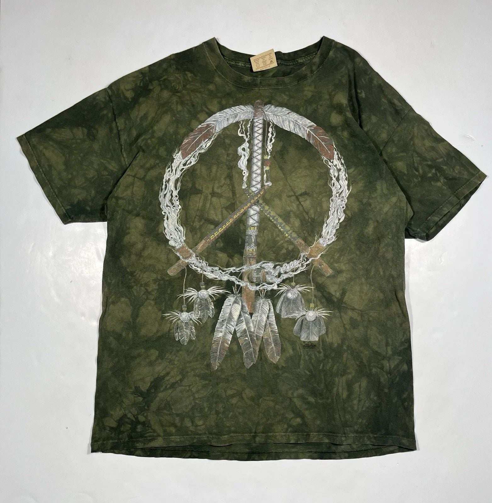 Vintage The Mountain T-Shirt Mens XXL Green Peace Sign Dream Catcher Boho