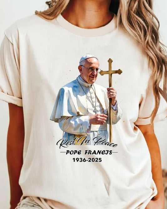 vintage graphic Rest In Peace Pope Francis Shırt Pope 1936-2025 Tee Pope Tribute with Cross Long Sleeve Religious Sweater Catholic Shirt Comfort Colors